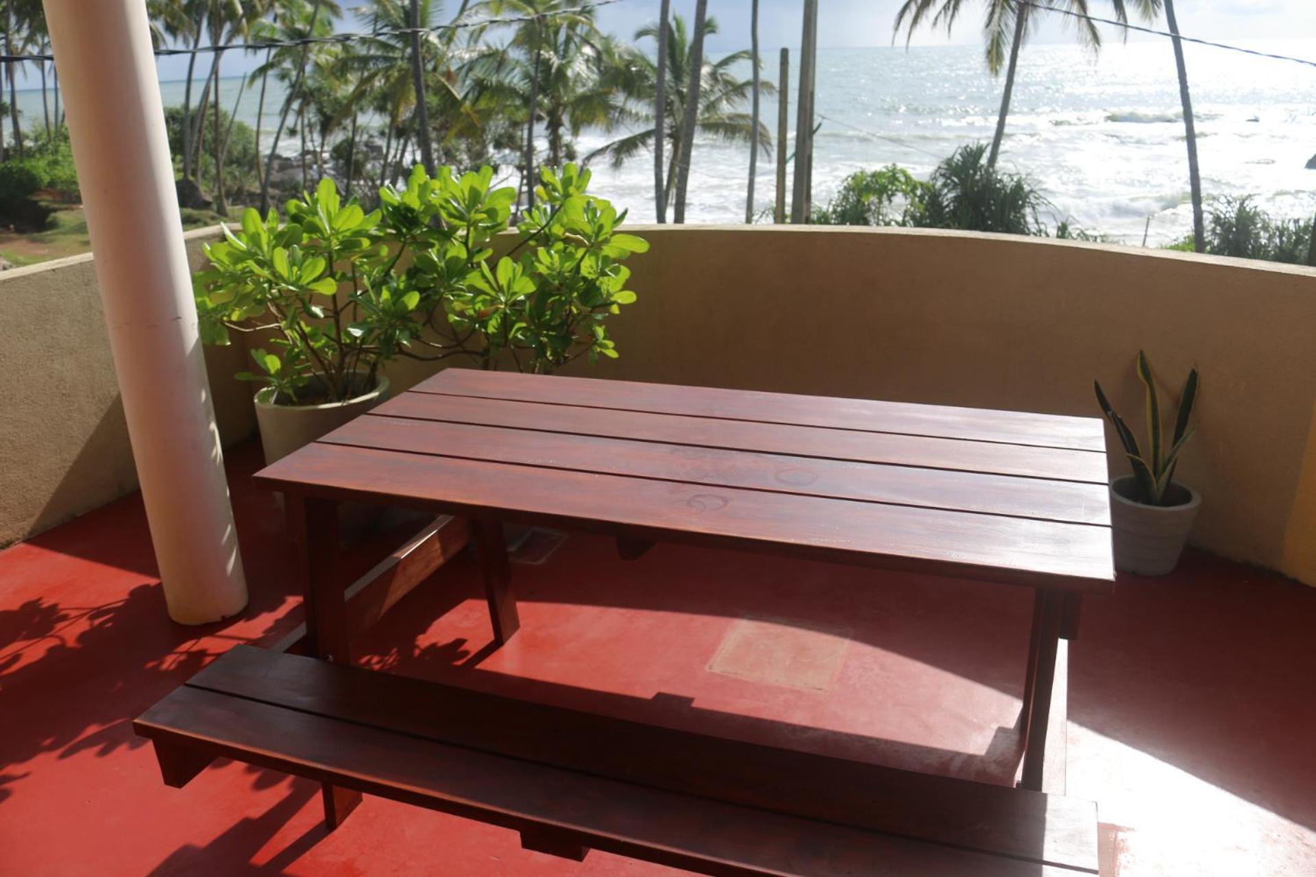 Dinuli Home Stay Ahungalla Exterior photo