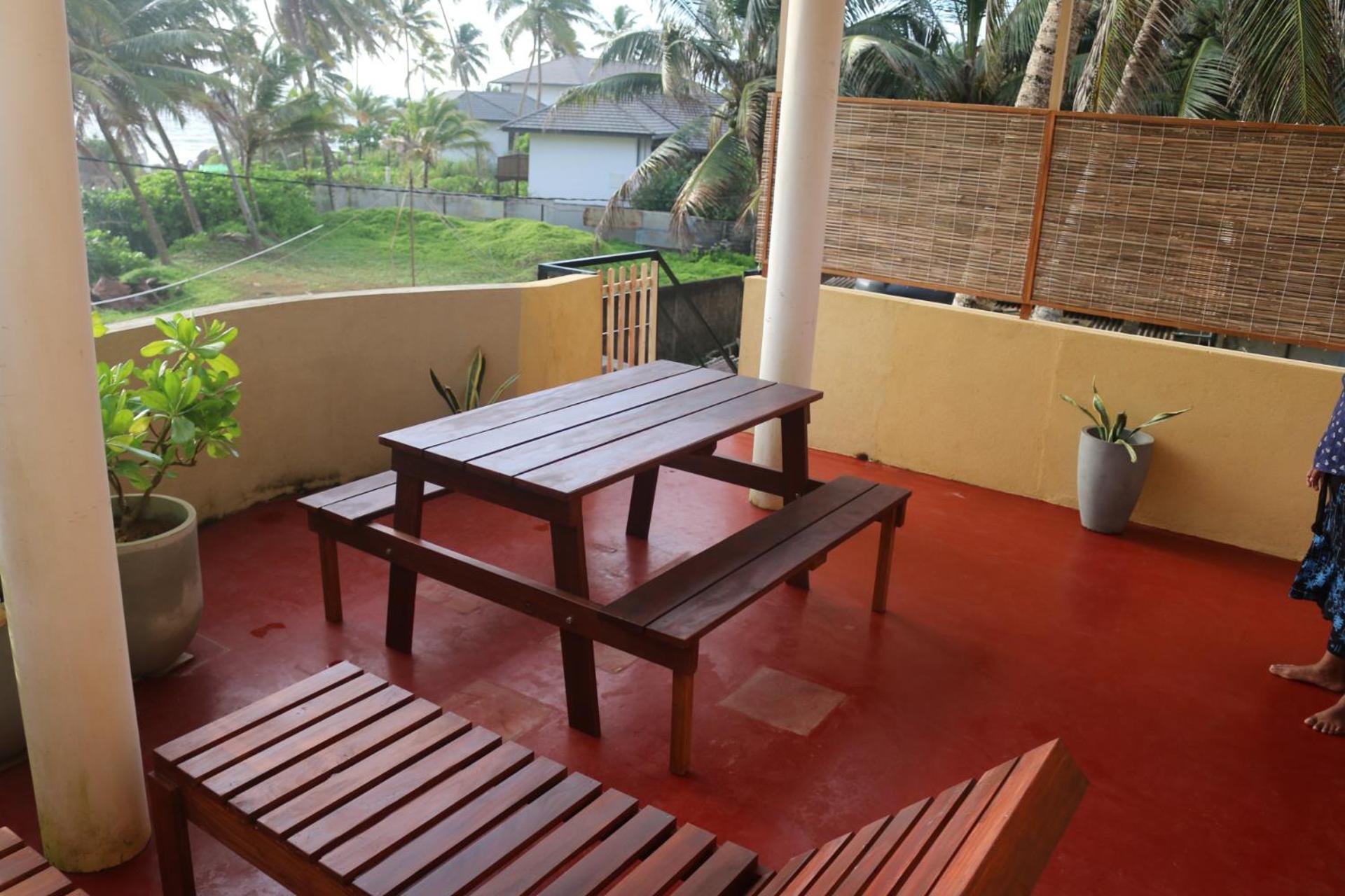 Dinuli Home Stay Ahungalla Exterior photo